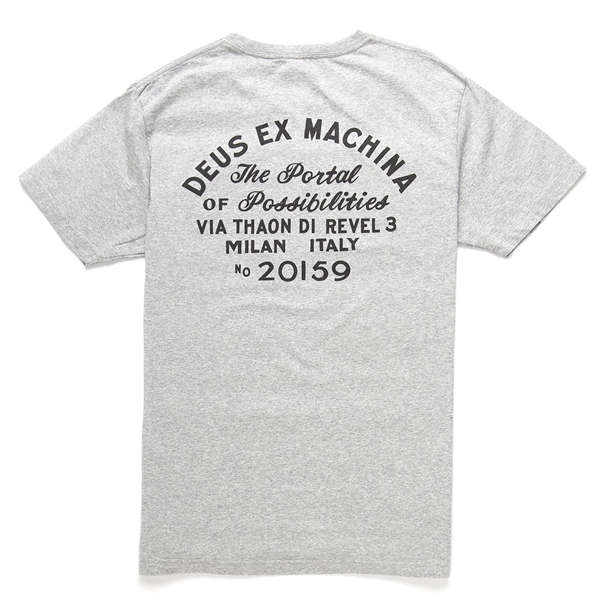 t-shirt-deus-milan-address-pocket-grosse-m_DMS41065GRM.jpg